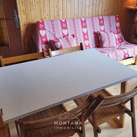 Cosy Pour 4 Au Grand-bornand Avec Balcon - Fr-1-458-207 Le Grand-Bornand